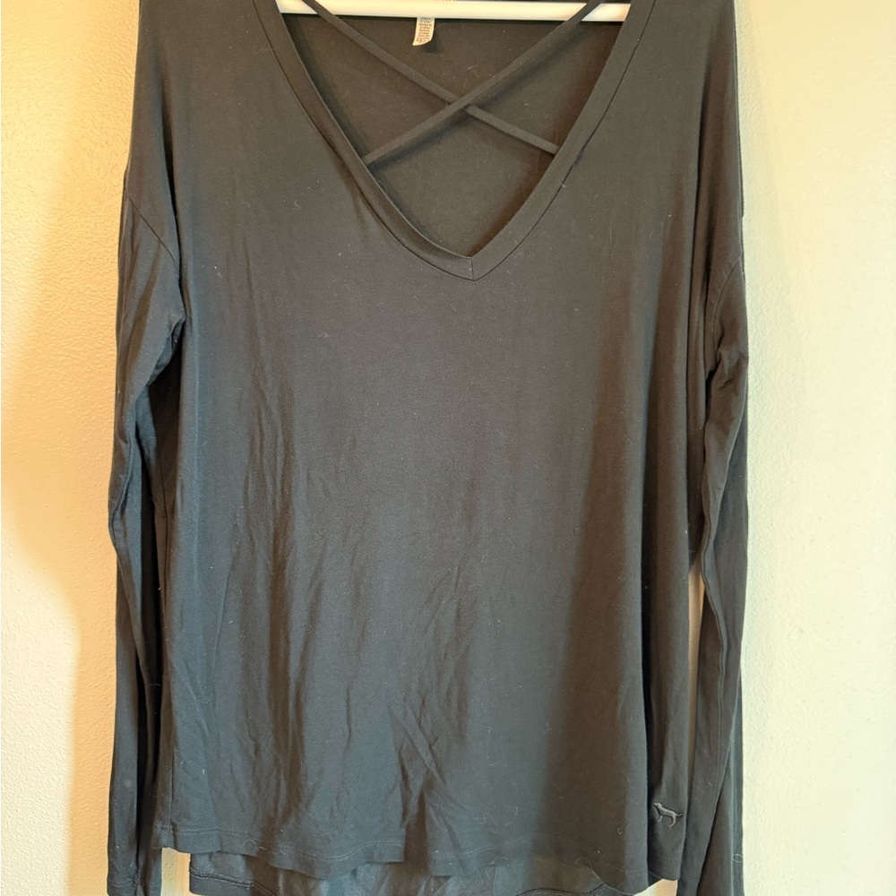 PINK Victoria's Secret Black Long Sleeve Tee